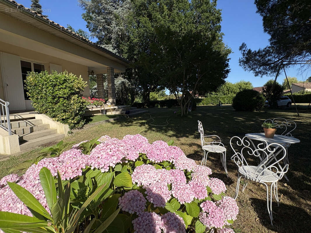 Maison à ROAILLAN