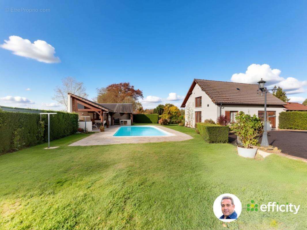 Maison à SAINT-VICTOR