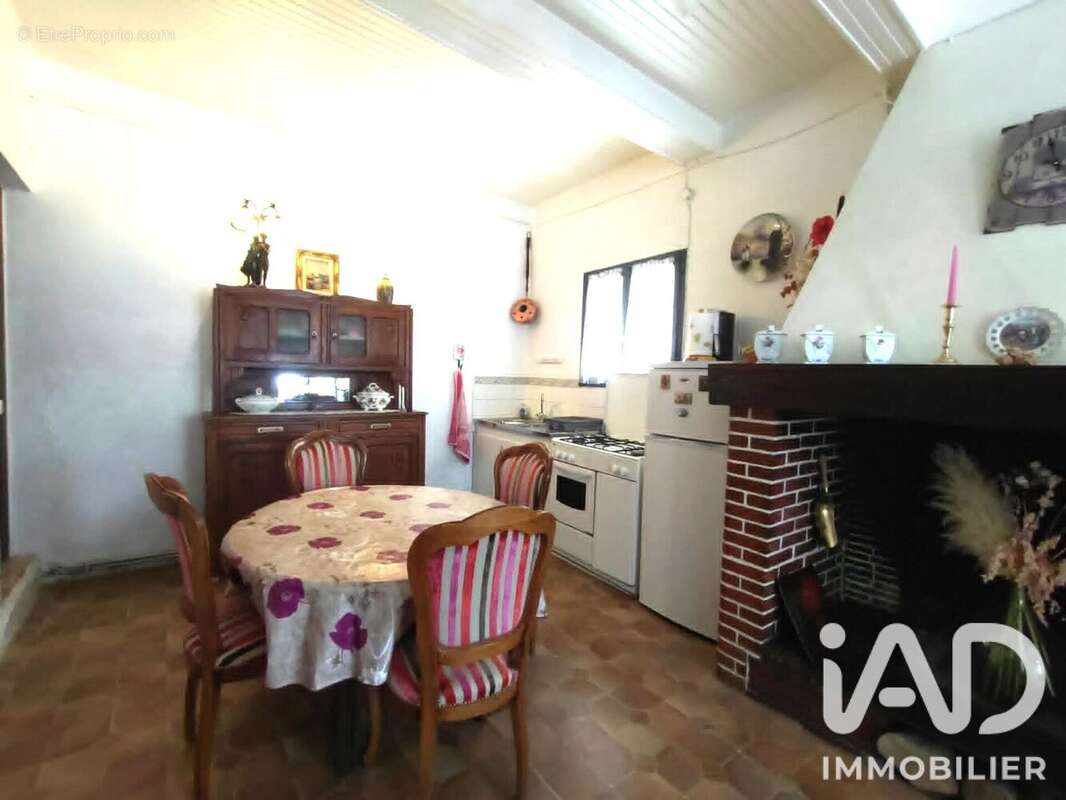 Photo 5