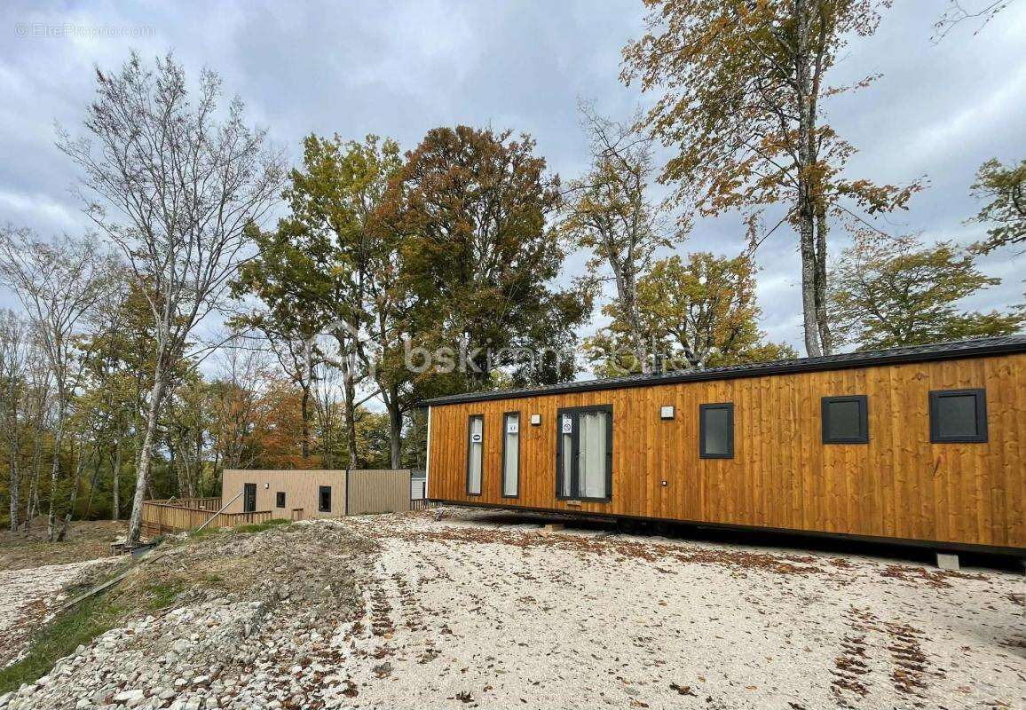 Terrain à GIFFAUMONT-CHAMPAUBERT