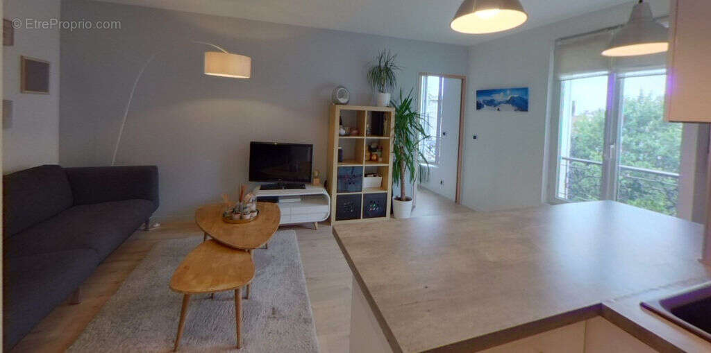 Appartement à ASNIERES-SUR-SEINE