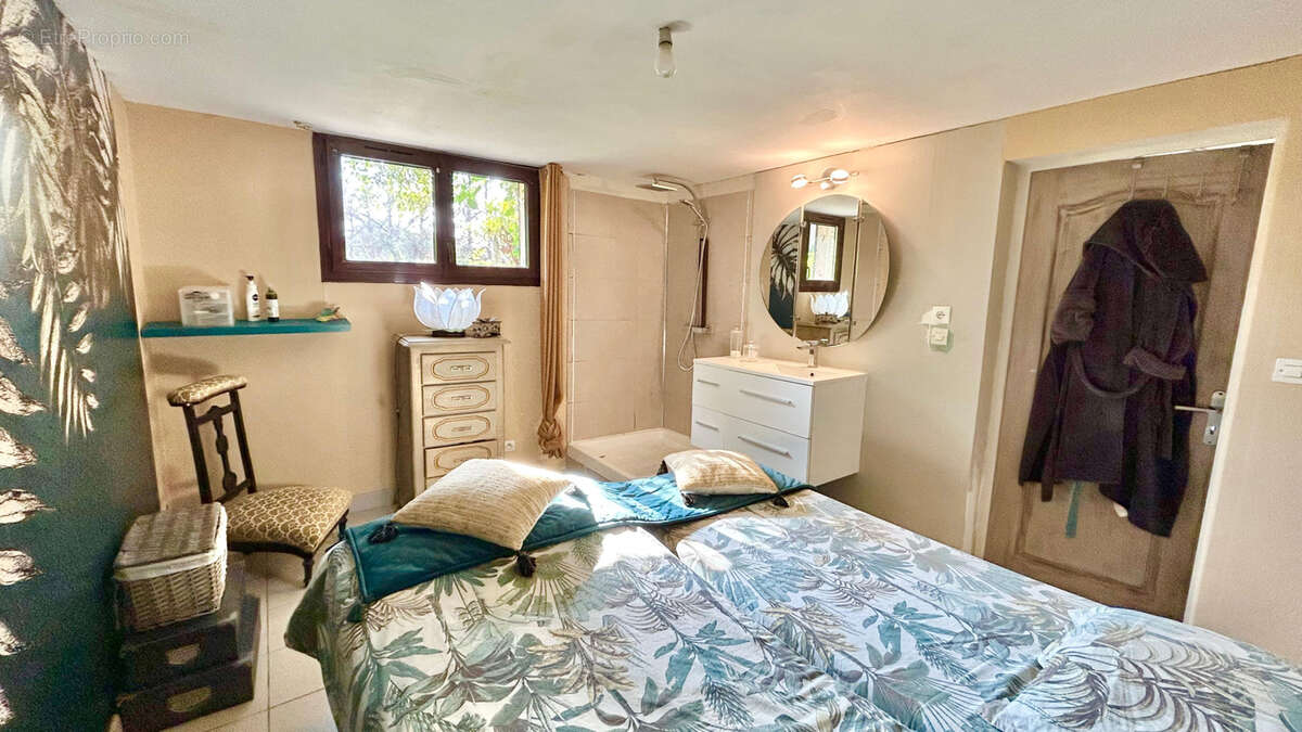 Maison à MONTESQUIEU-DES-ALBERES