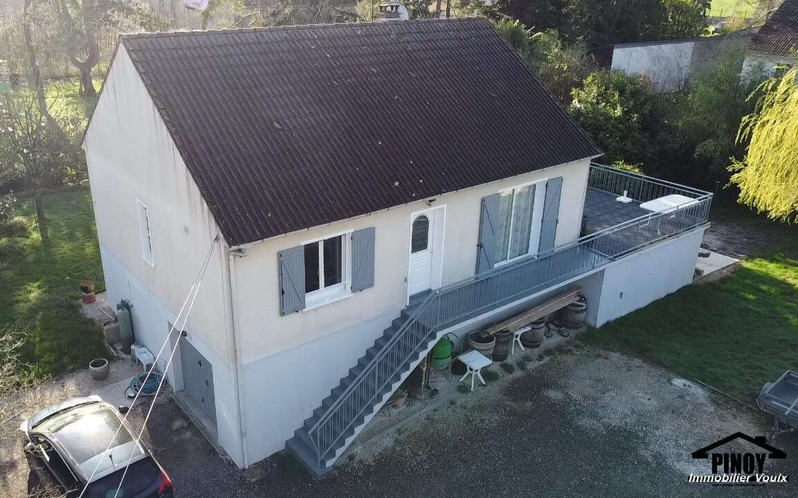 Maison à VILLETHIERRY