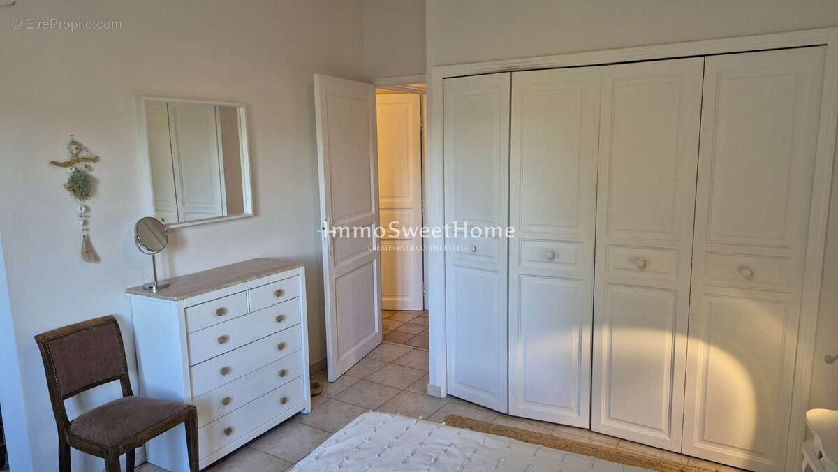 Maison à MIRABEL-AUX-BARONNIES