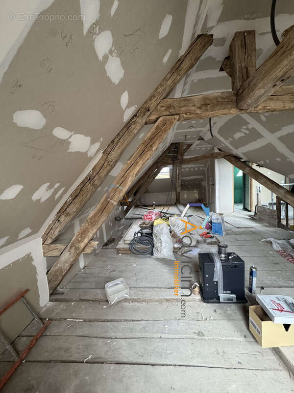 Maison à COURGIVAUX