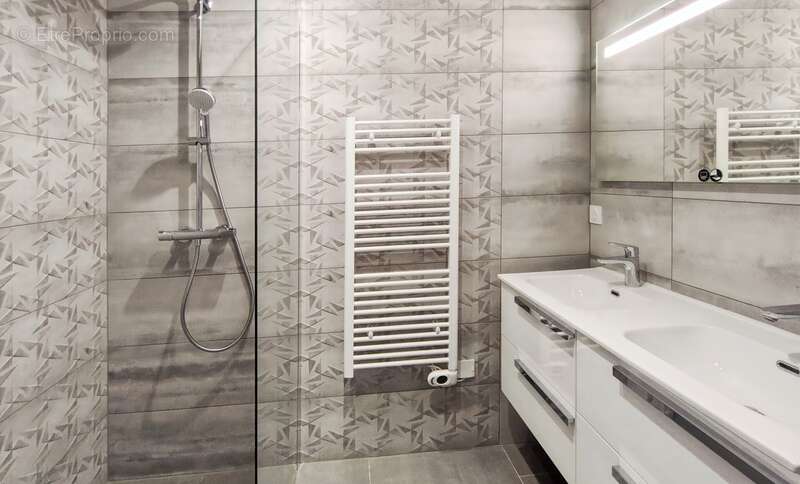 Appartement à NEUVECELLE