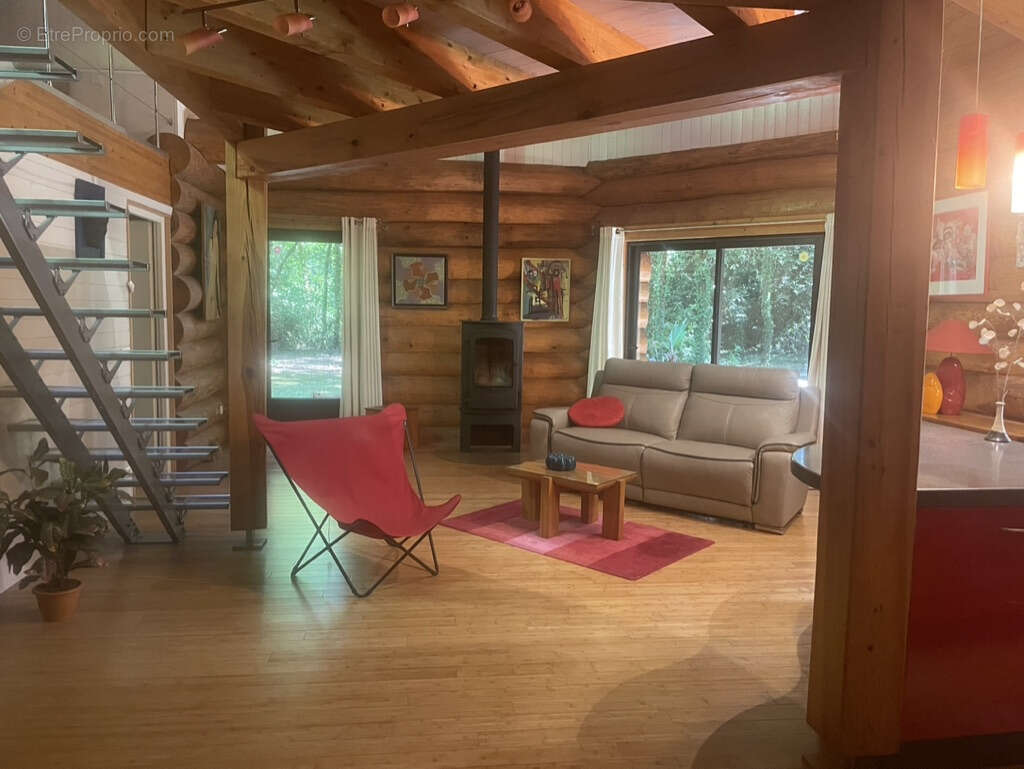 Maison à COMMENSACQ