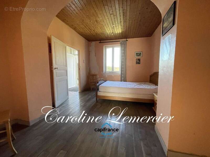 Maison à CONNERRE