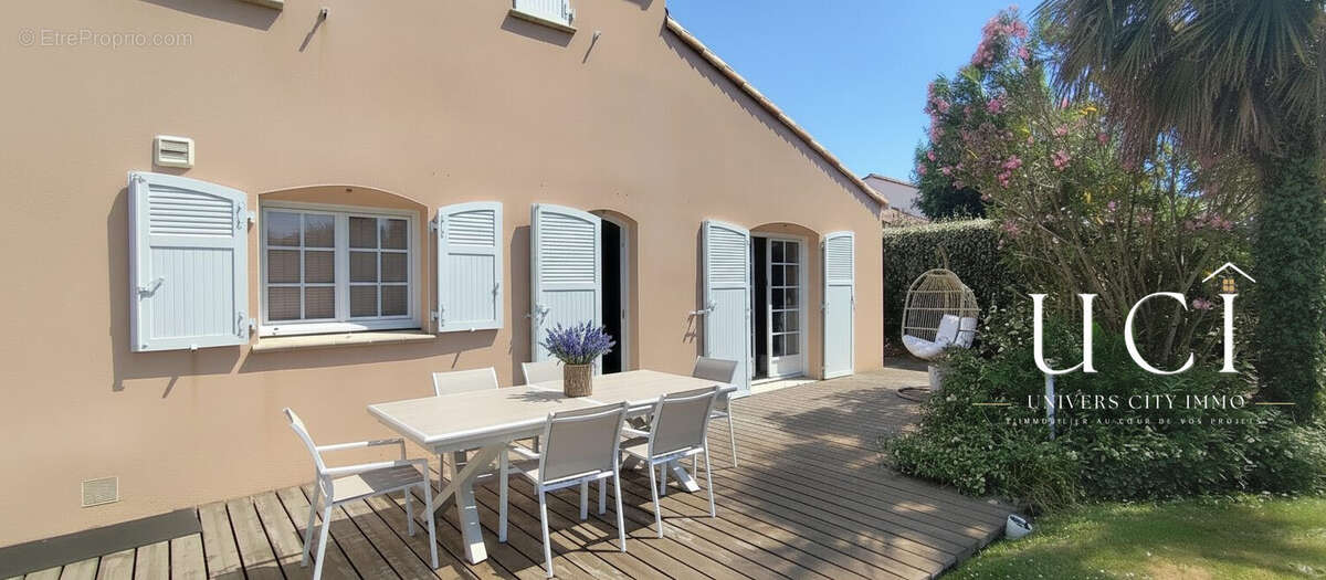 Maison 190 m² à Bouaye  - photo 5