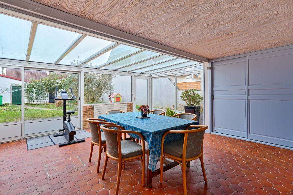 Maison à SAVIGNY-SUR-ORGE