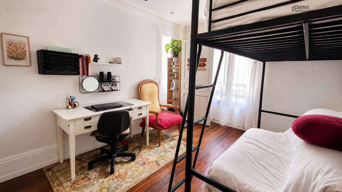 Appartement 32 m² à Choisy-Le-Roi  - photo 4