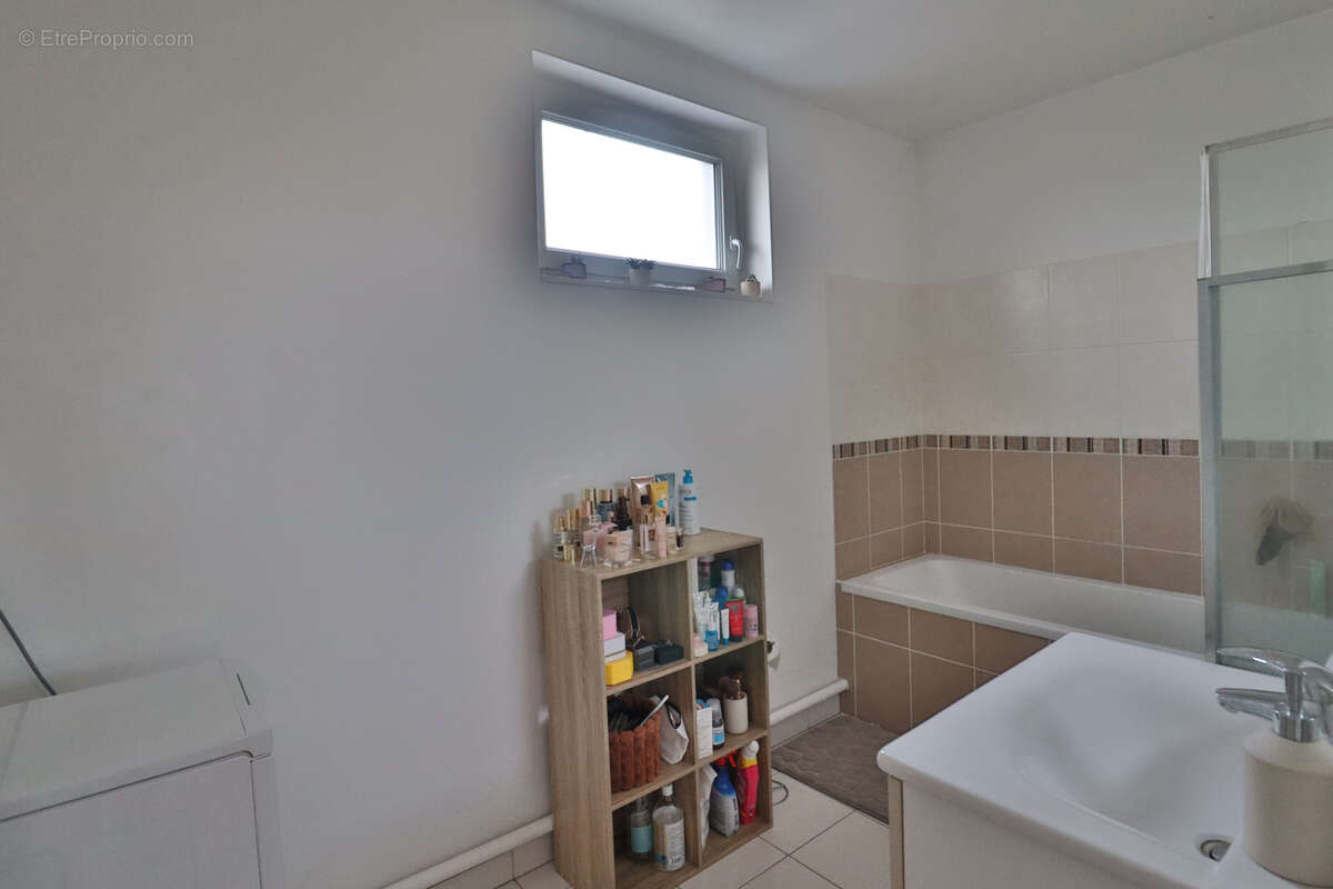 Appartement à SAINT-ANDRE-LES-VERGERS