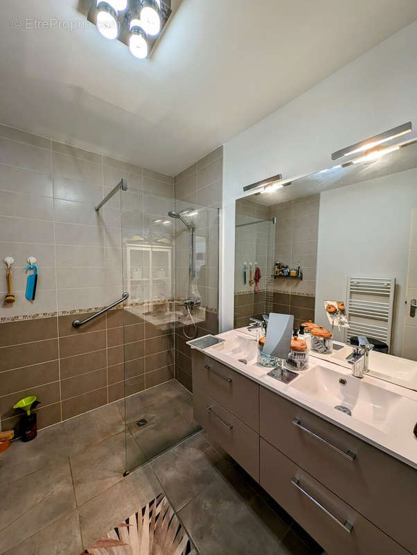 PIA : Maison 72m² avec garage - photo 7