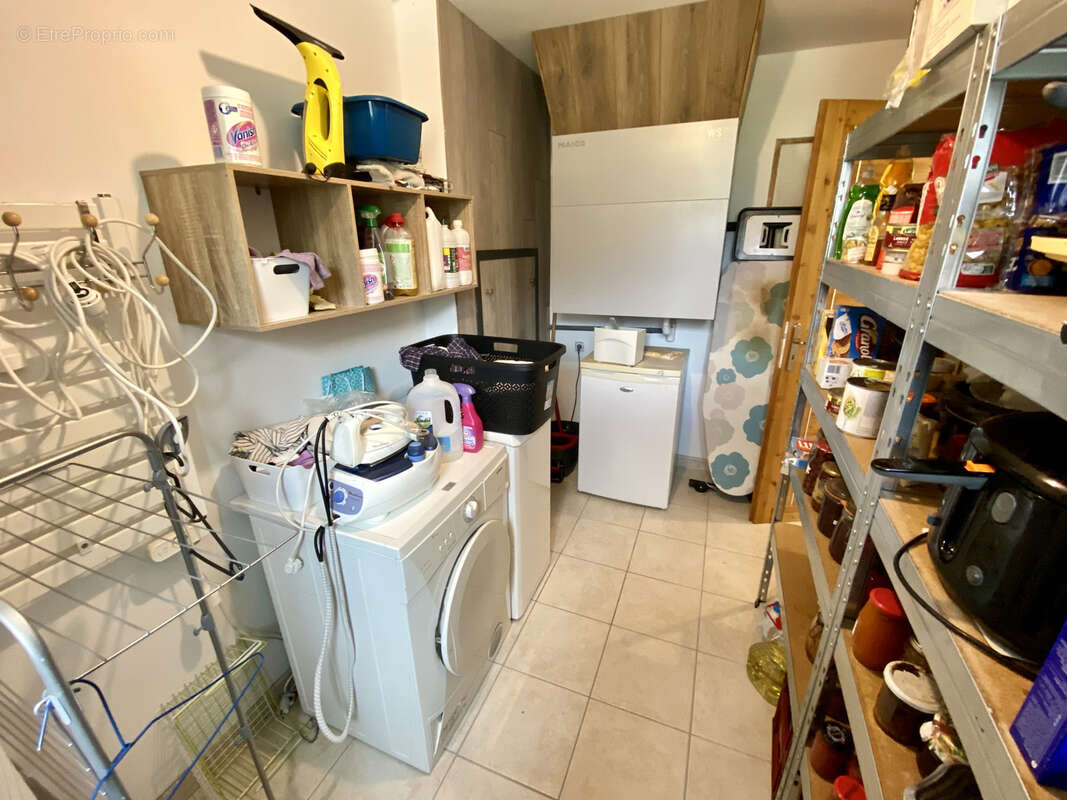 Maison à SAINT-MARTIN-DE-LA-PORTE