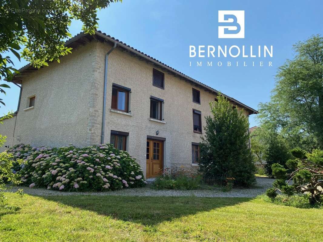 Maison à CRAS-SUR-REYSSOUZE