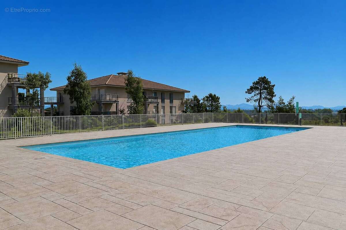 Appartement Roquebrune sur argens - Var - photo 9