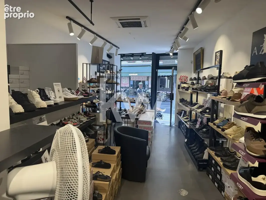 Commerce 54 m² à vendre à Paris-9e (75009) - photo 2