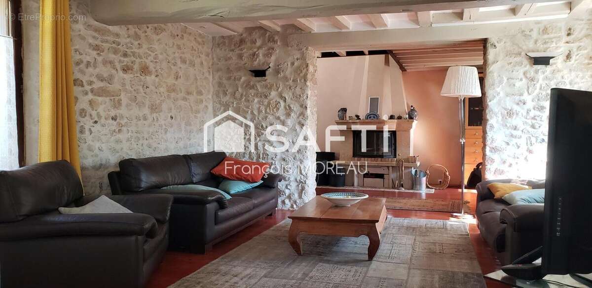 Maison 206 m² à Chaintreaux  - photo 5