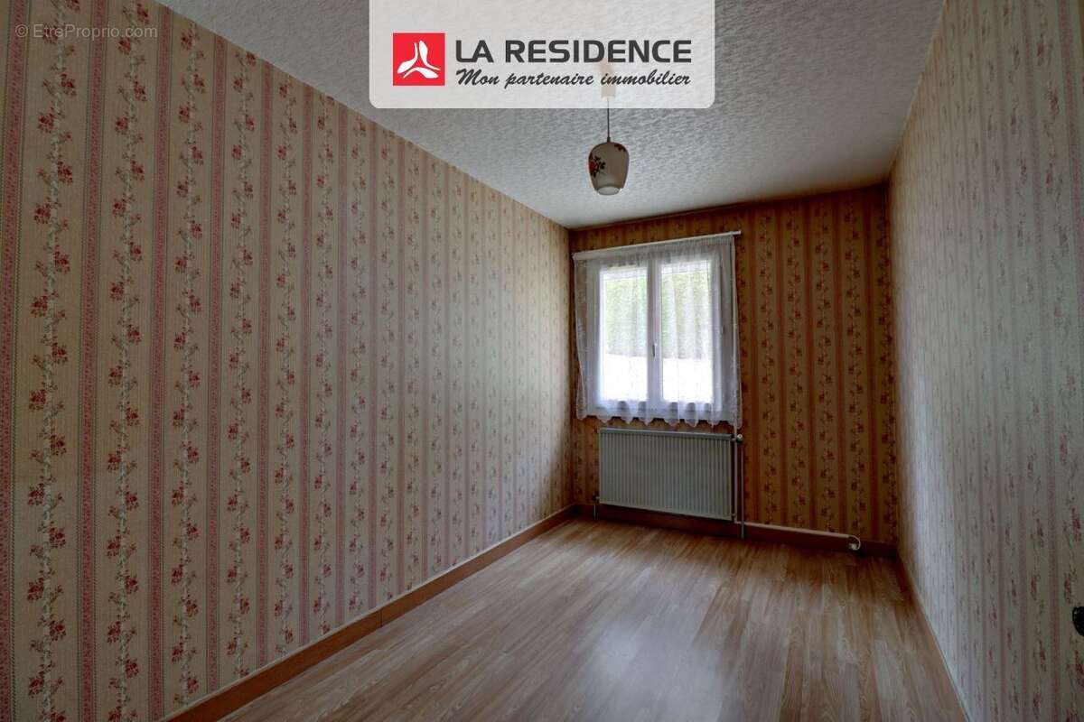 Maison à LA FALAISE