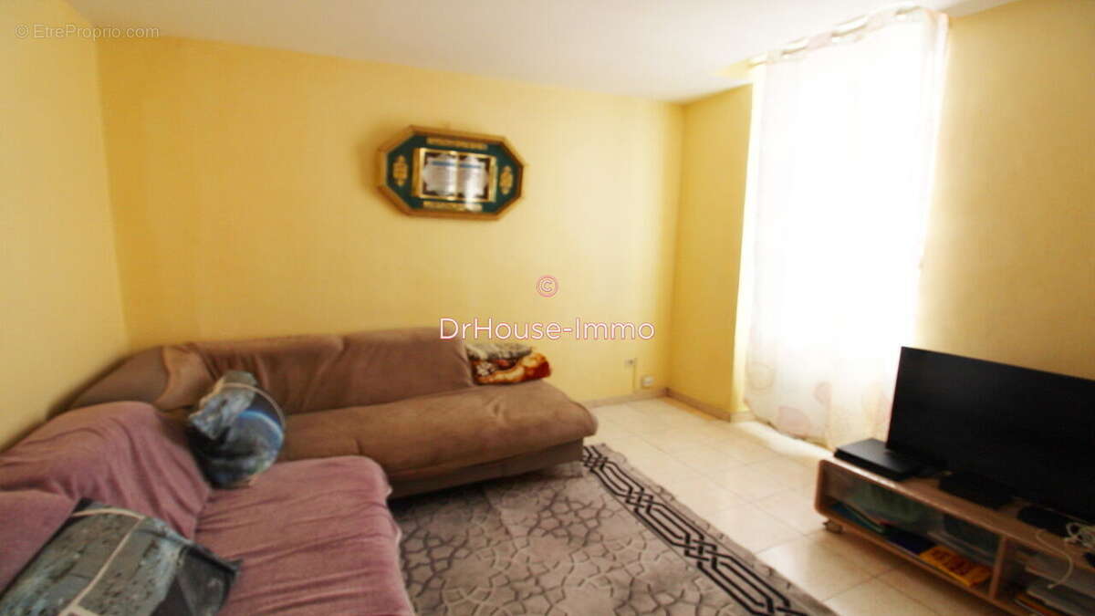 Appartement à MARSEILLE-15E