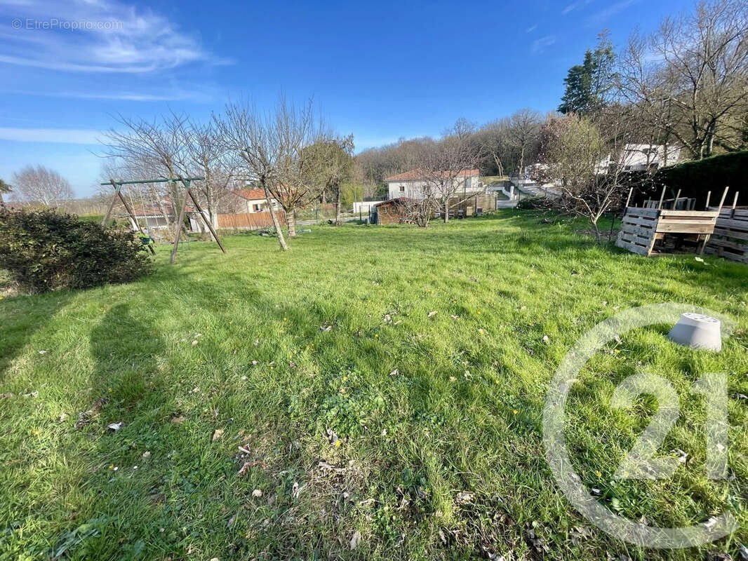 Maison à BONREPOS-SUR-AUSSONNELLE