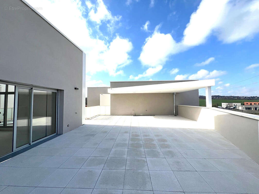 Appartement à AUZEVILLE-TOLOSANE