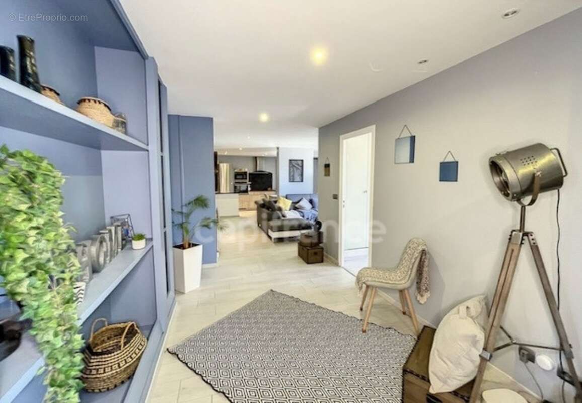 A vendre, En Maurienne, appartement T6, Balcon, Garage, Cave, Résidence sécurisée - photo 3