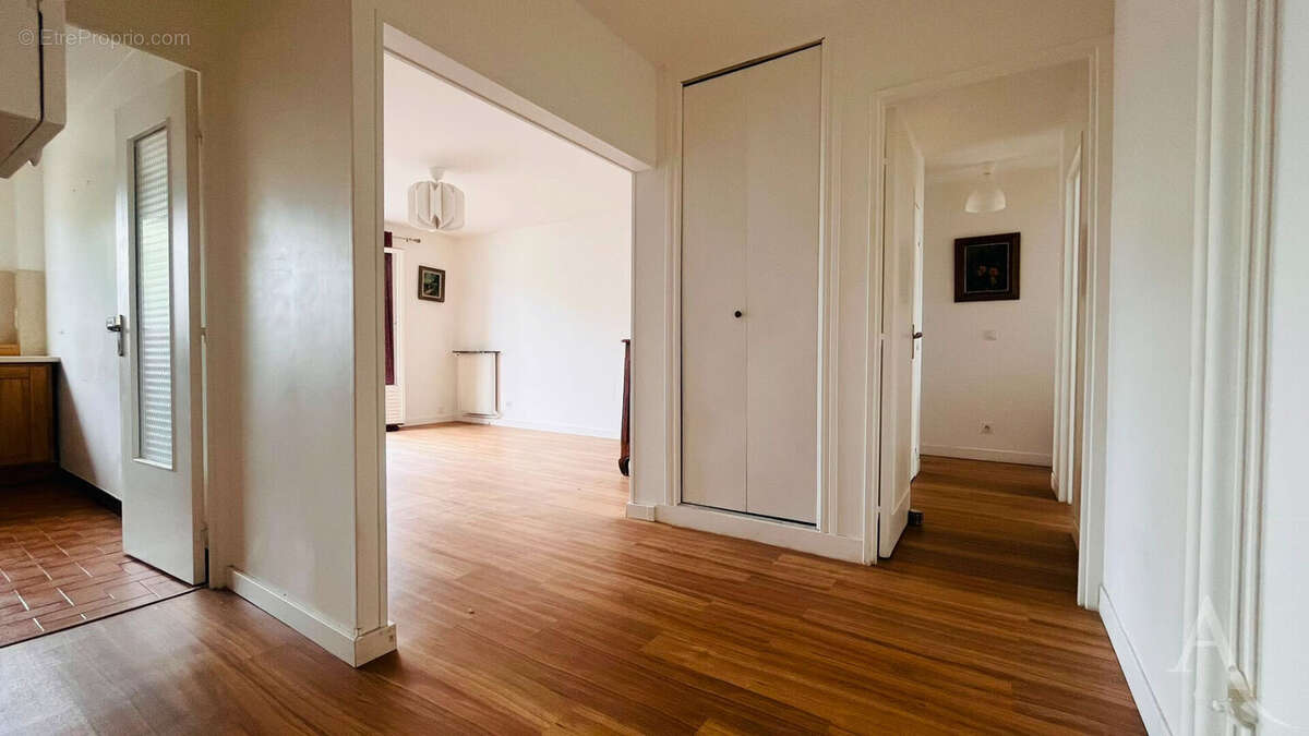 Appartement Montreuil 4 pièce(s) 81.86 m2 - photo 4