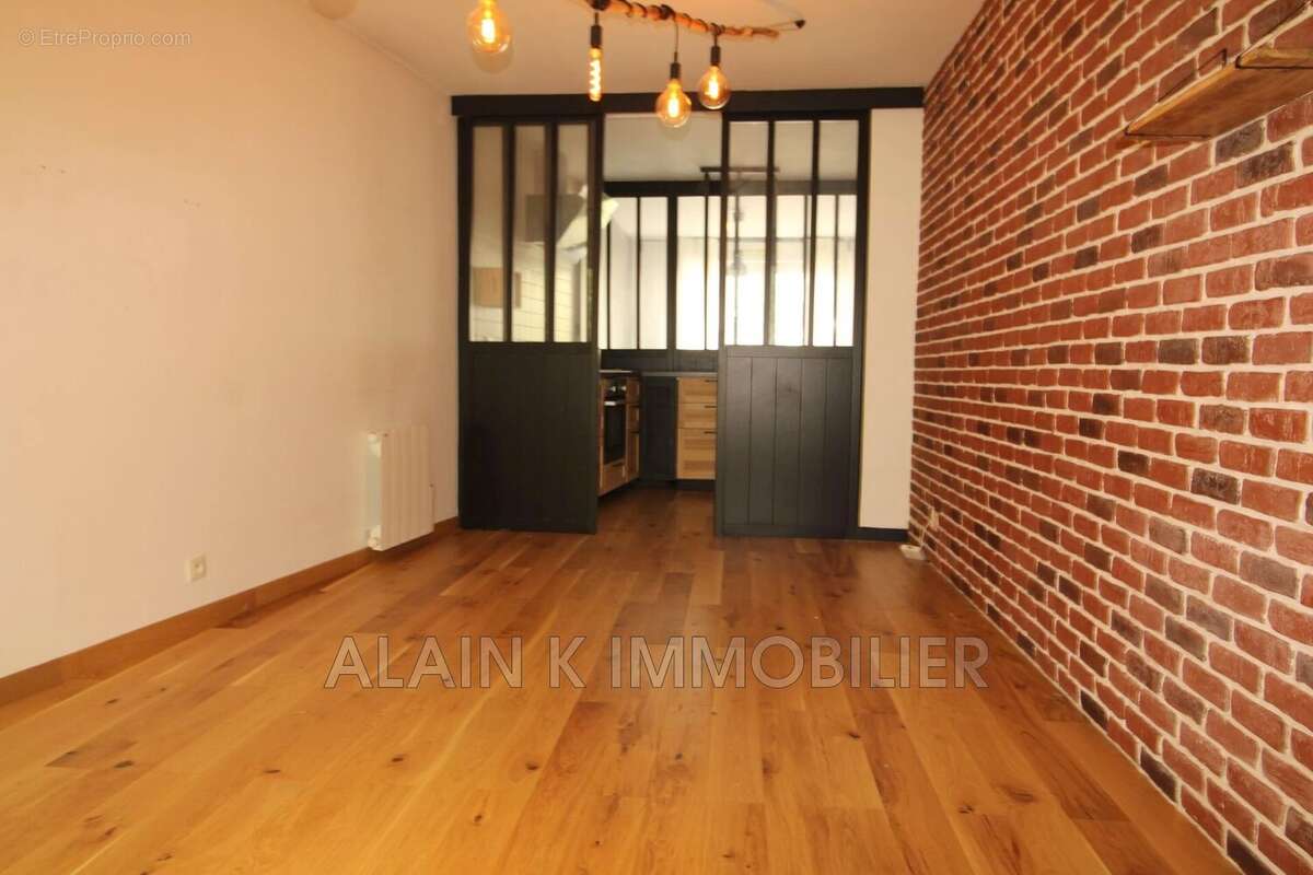 Appartement à CHAVILLE