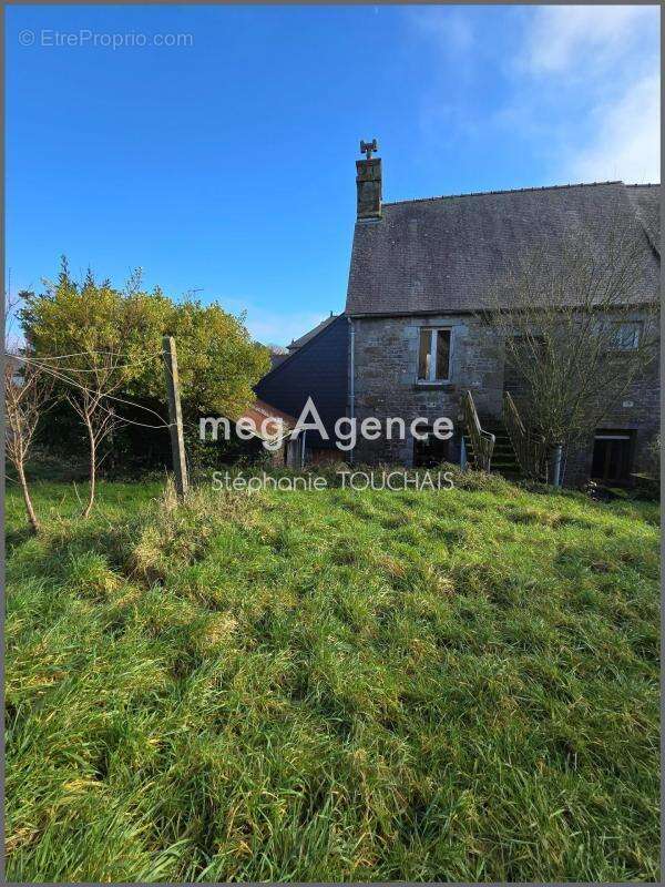 Maison de ville en pierre 90 m² avec dépendance attenante - photo 16