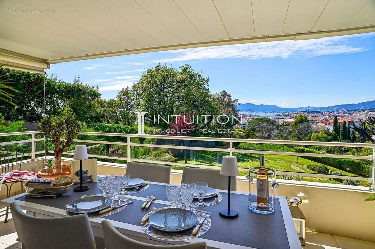 Appartement 3/4 pièces, vue mer, grande terrasse, au calme, copropriété intimiste - photo 3