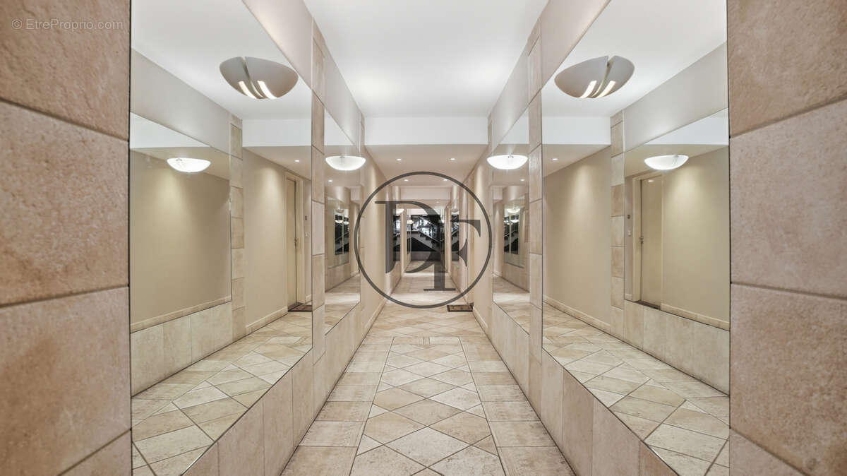 Appartement à AVON