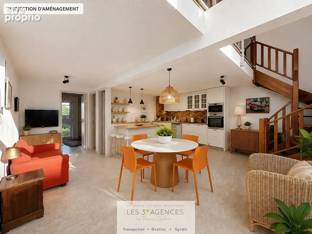 Opportunité de Logement Urbain Spacieux : Grand T3 en Duplex au Cœur du Centre-Ville de Cavalaire-sur-Mer - photo 2
