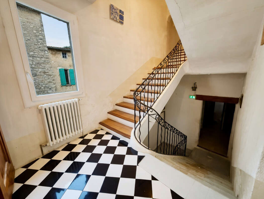 Maison à MALAUCENE