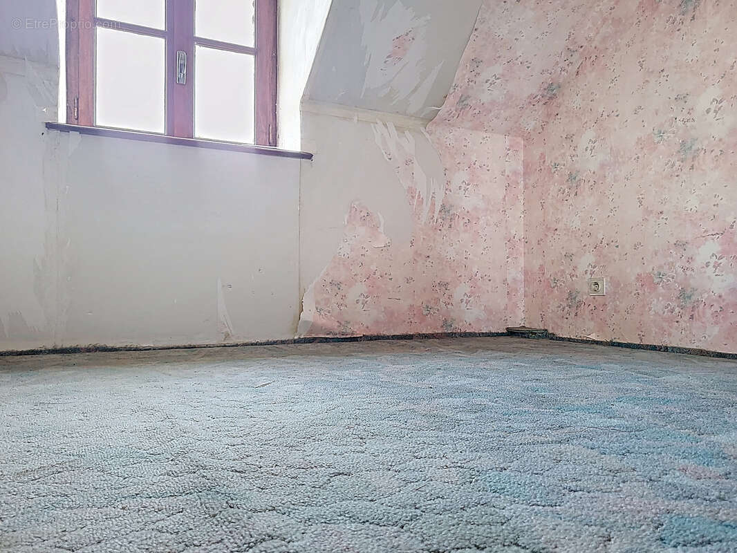 Maison à MONTMARTIN-SUR-MER