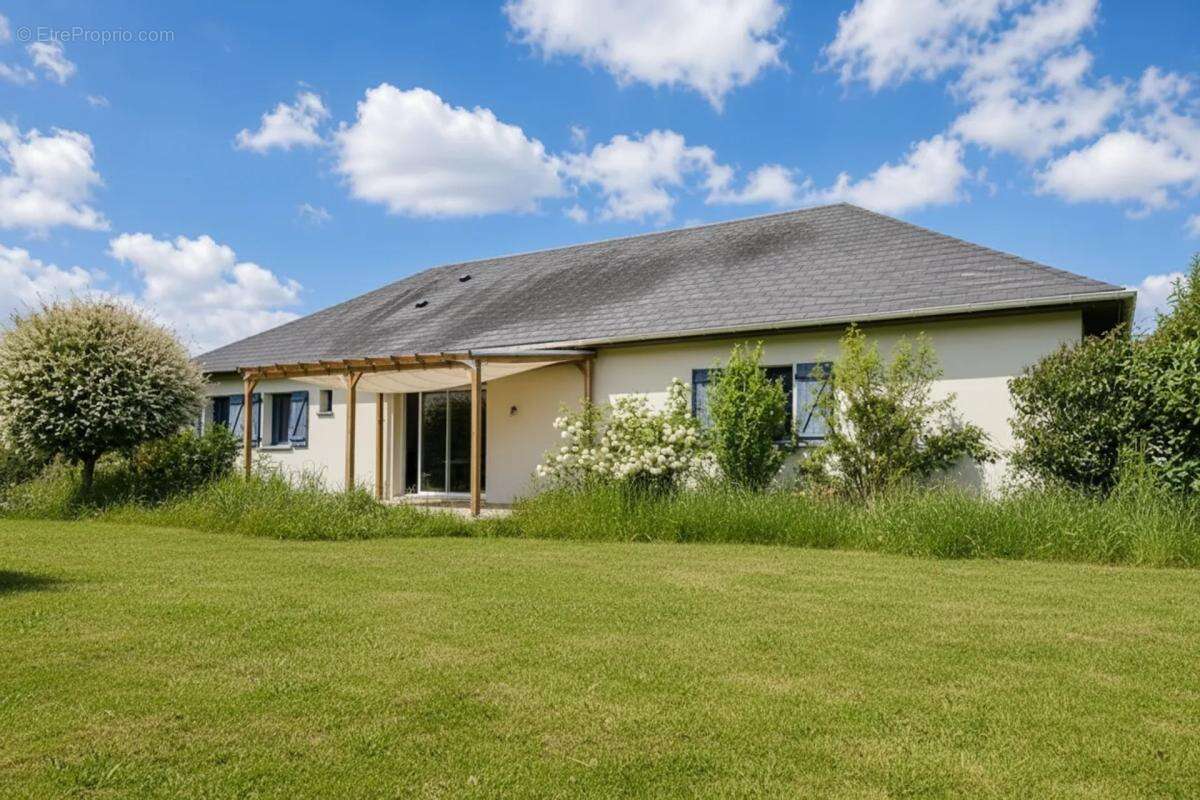 Maison plain-pied 120 m² avec jardin à Saint-Exupéry - photo 14