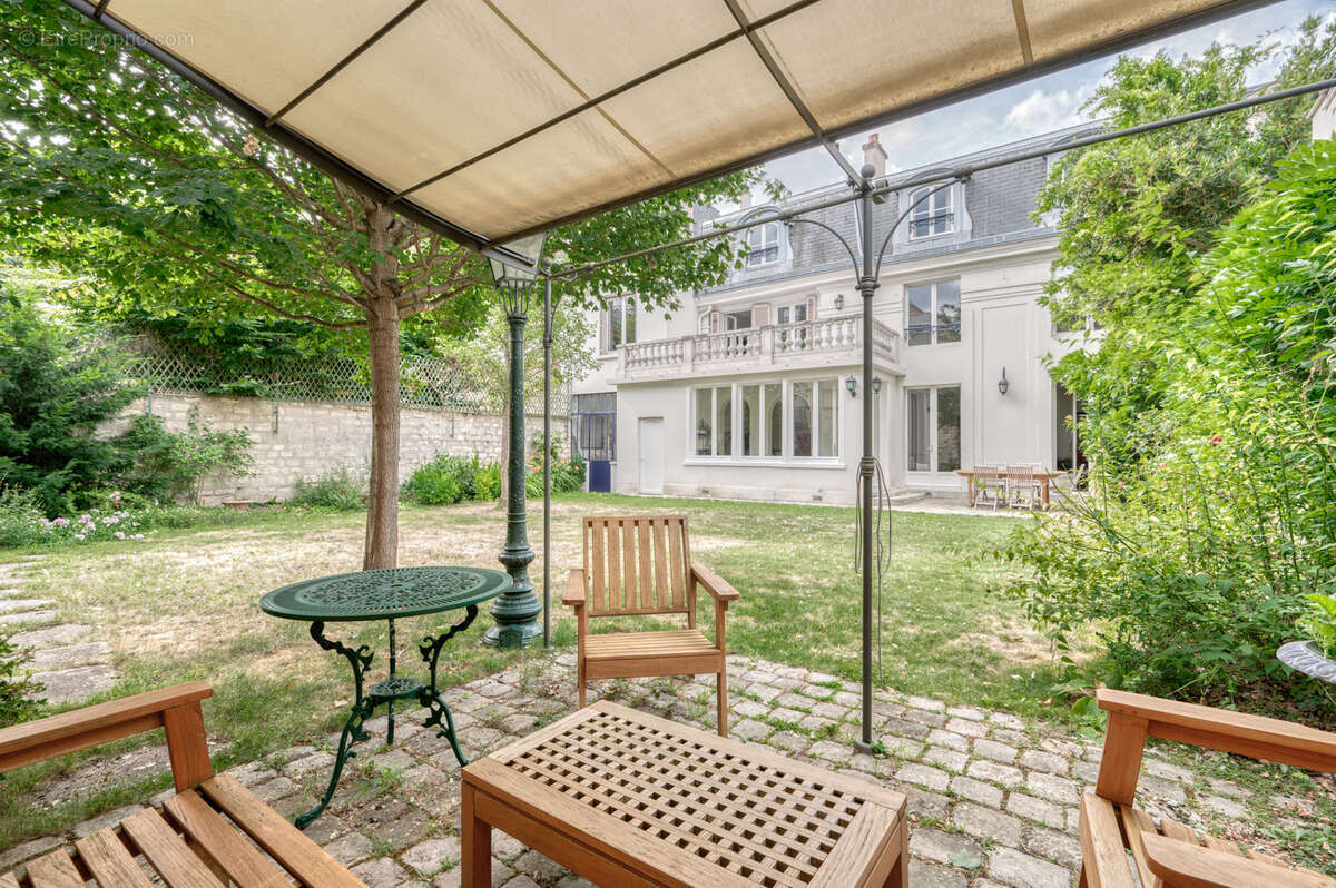 Maison à SAINT-GERMAIN-EN-LAYE