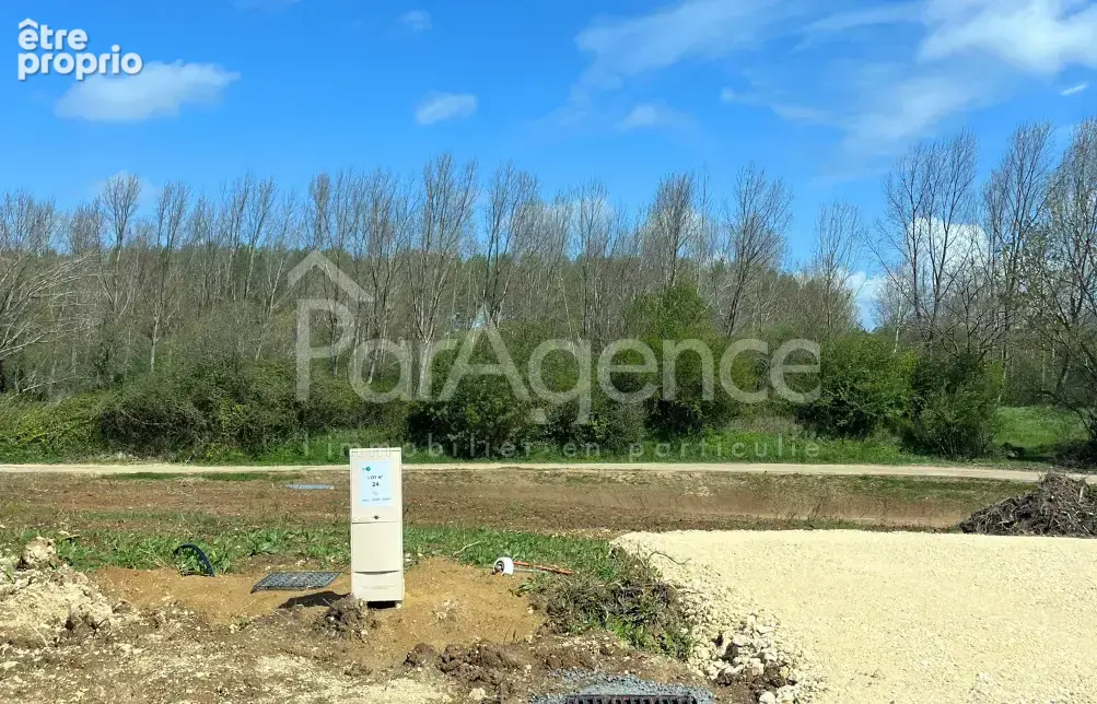Terrain à VAUX-SUR-MER