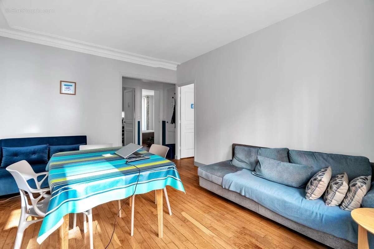 Appartement à LEVALLOIS-PERRET
