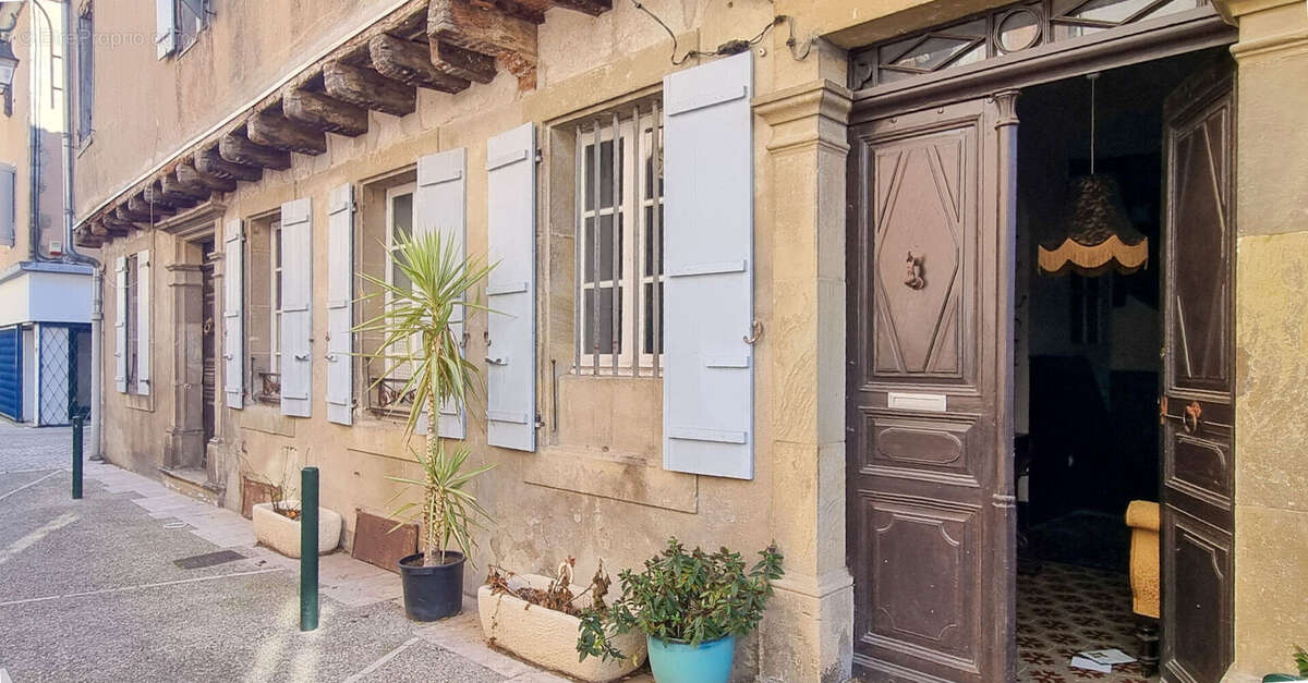 facade - Maison à MIREPOIX