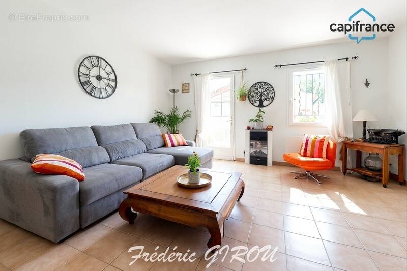 Appartement à MEYRARGUES