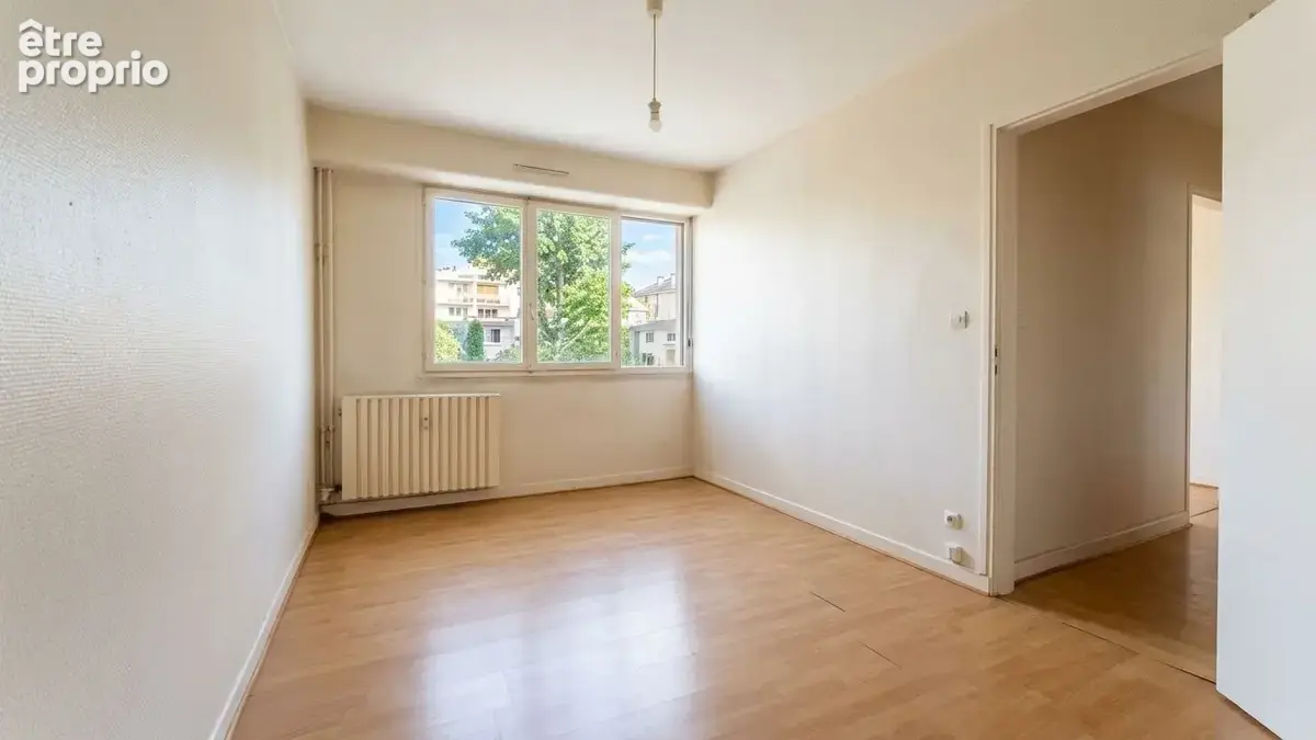 Appartement À Vendre - photo 3