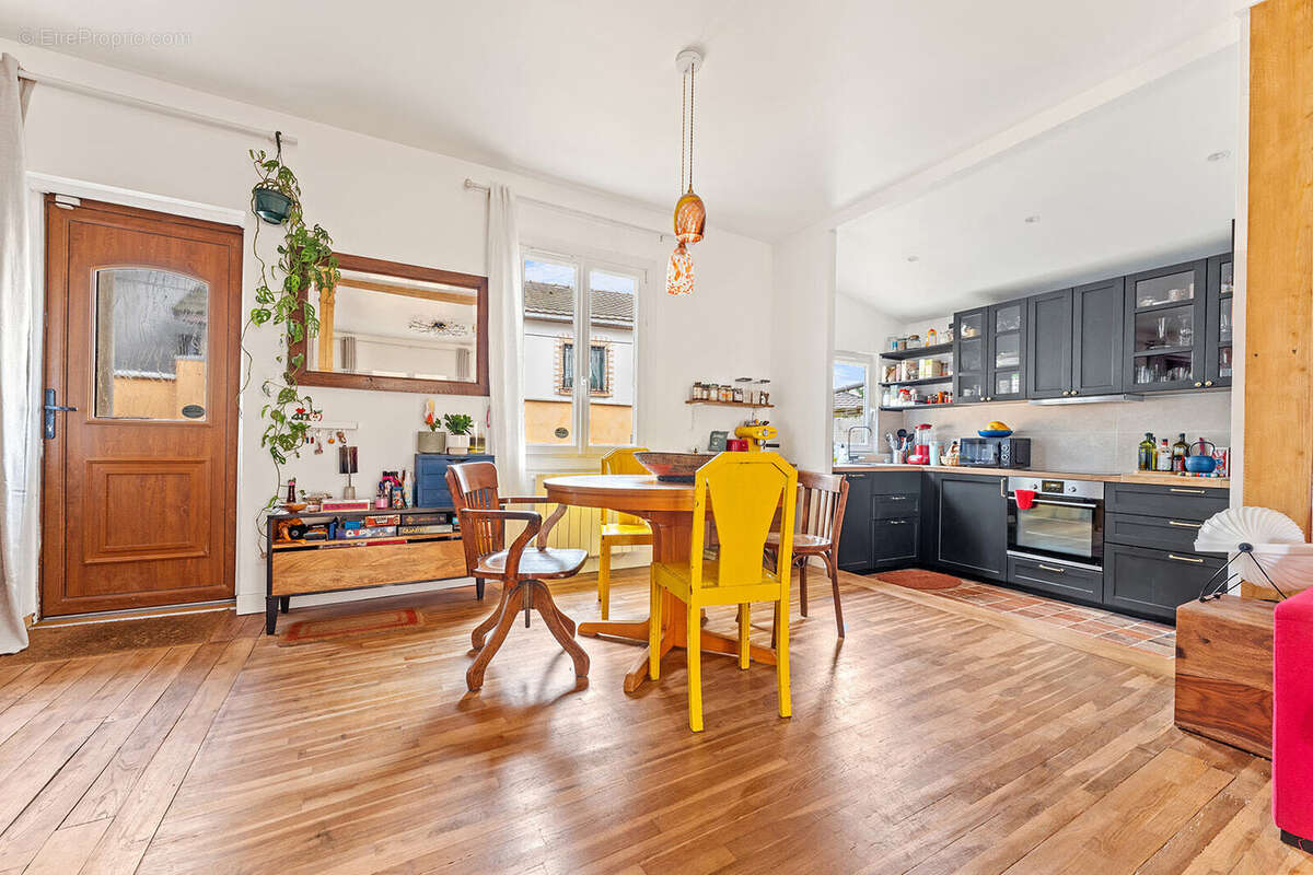 VH304767 - Copie - Maison à ROMAINVILLE