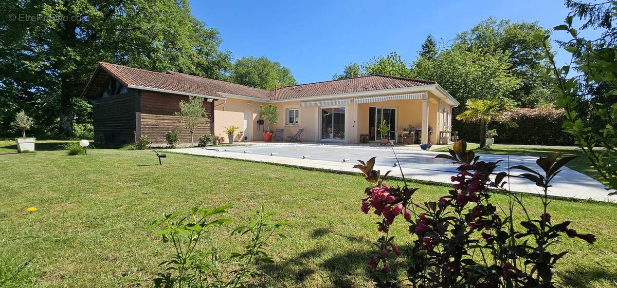 Maison à BOSMIE-L'AIGUILLE