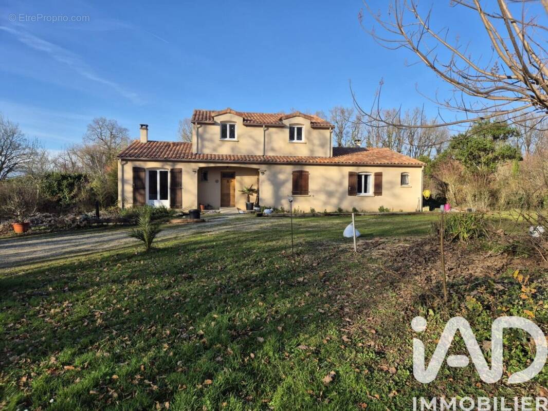 Photo 1 - Maison à CEAUX-EN-COUHE