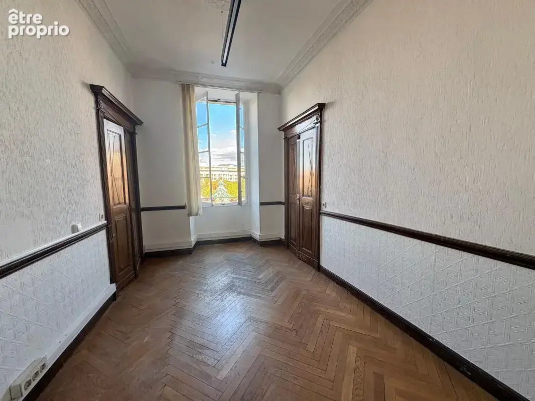 Nice place massena - 4/5p 119,86 m² - photo 6