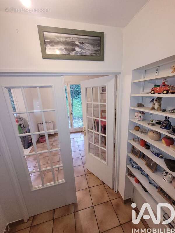 Photo 8 - Maison à BURES-SUR-YVETTE