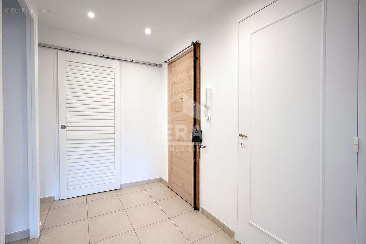 Appartement à LE CANNET