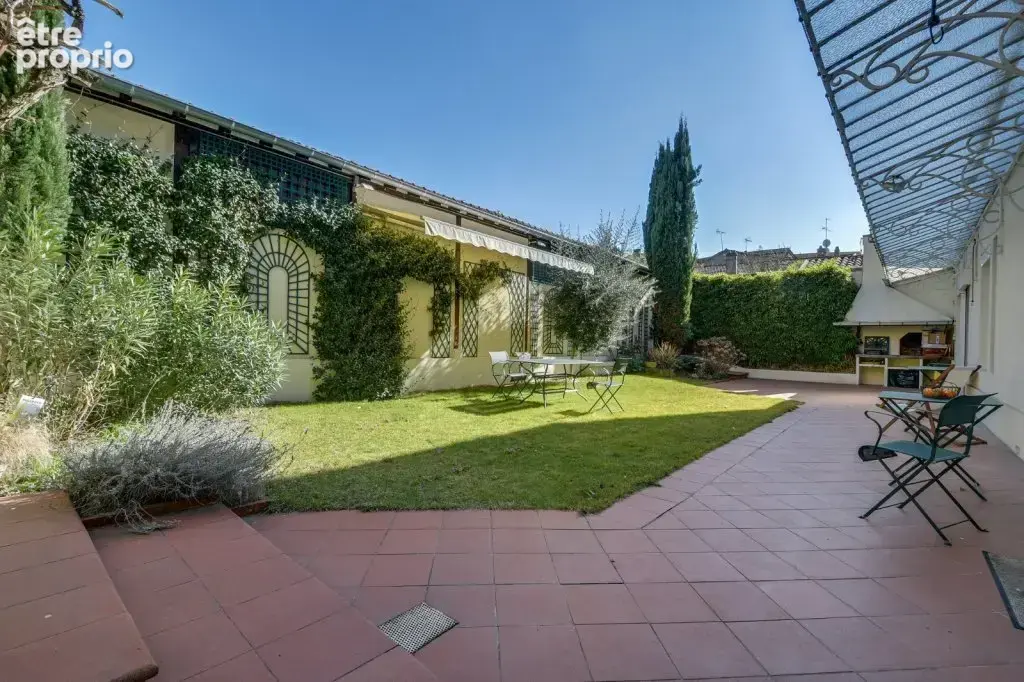 Photo Maison à Villefranche-Sur-Saone au prix de 730 000€
