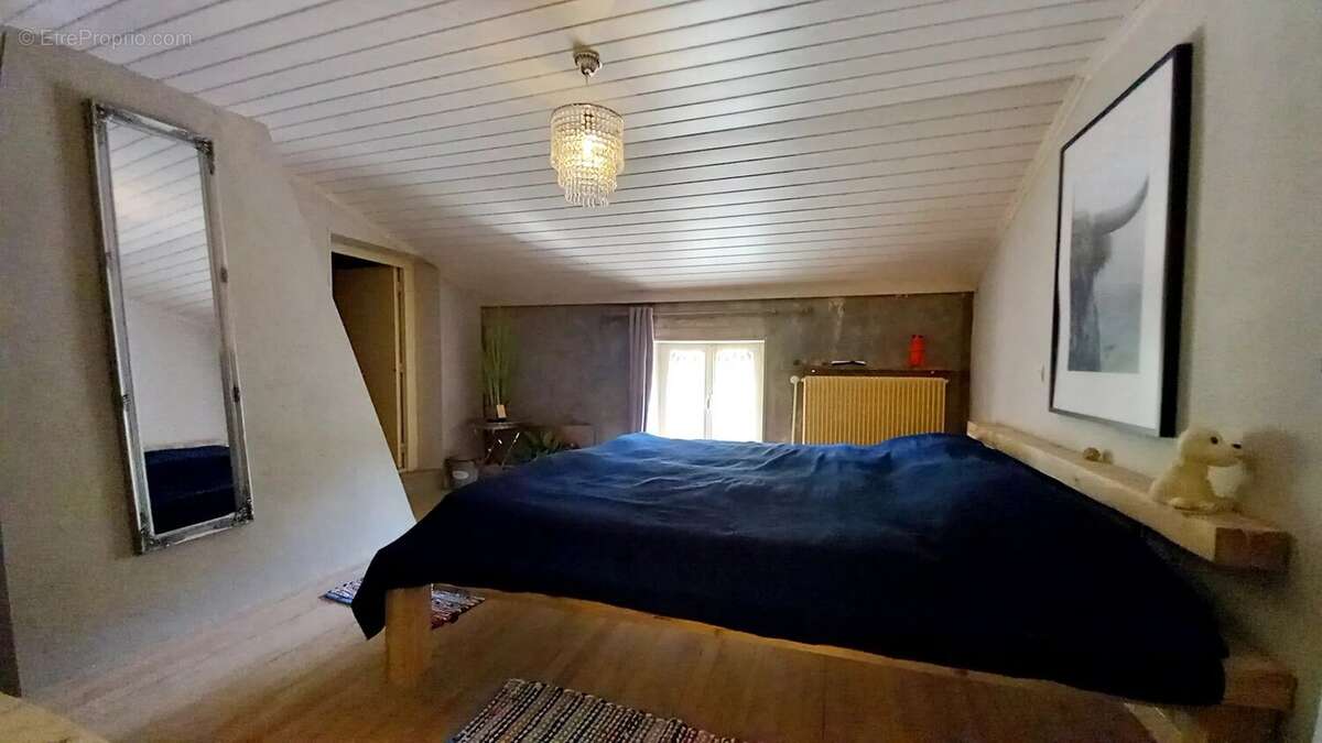 Maison à REGNEVELLE